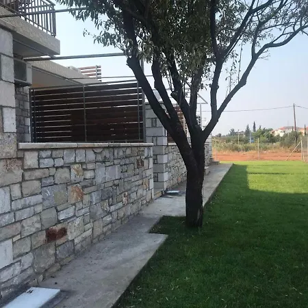 Nereids Apartments-galene * Петалидион